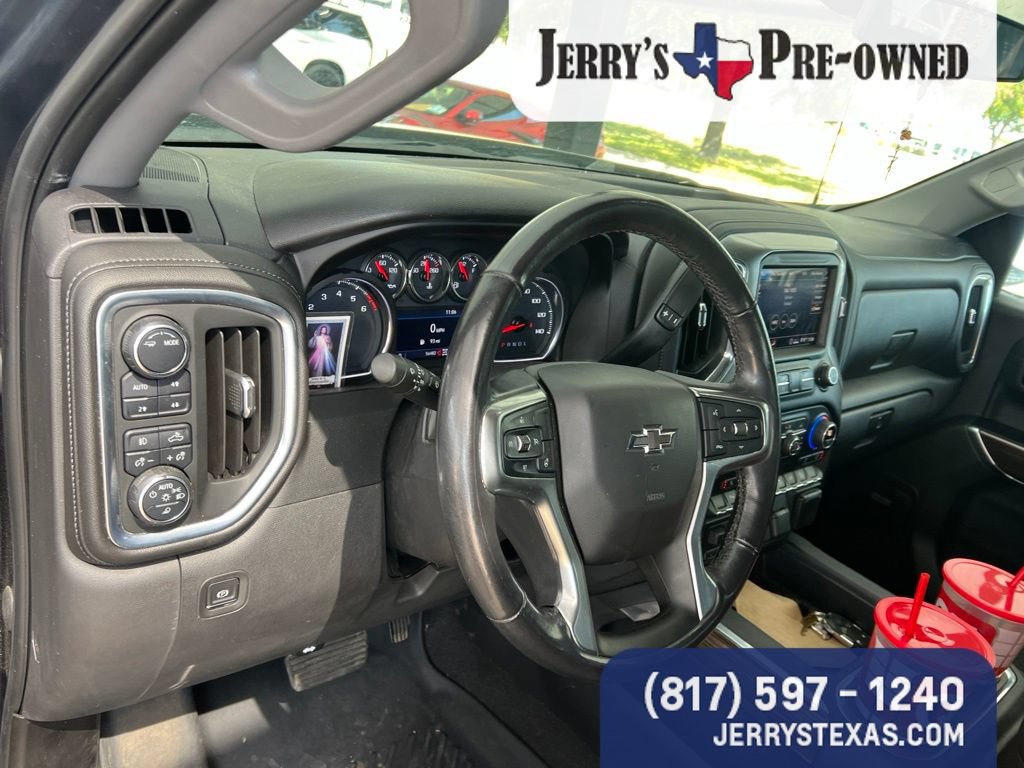 Used 2020 Chevrolet Silverado 1500 RST w/ Texas Edition AWD/4WD image 8