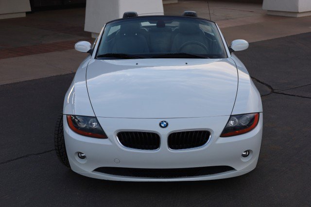 Used 2004 BMW Z4 2.5i RWD image 8