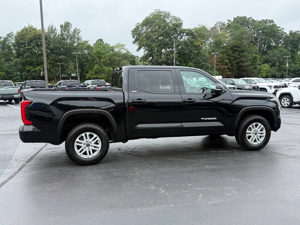 Used 2024 Toyota Tundra SR5 w/ SR5 Convenience Package AWD/4WD image 9