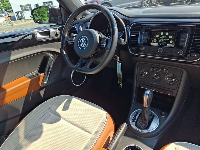 Used 2015 Volkswagen Beetle 1.8T FWD image 11