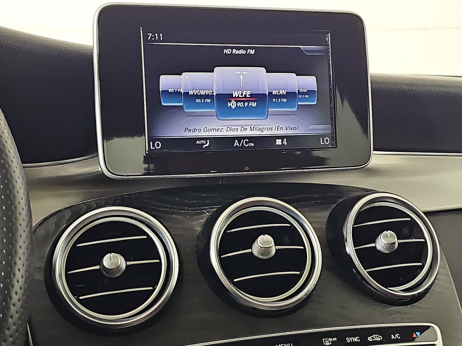 Used 2019 Mercedes-Benz GLC 300 4MATIC Coupe image 21