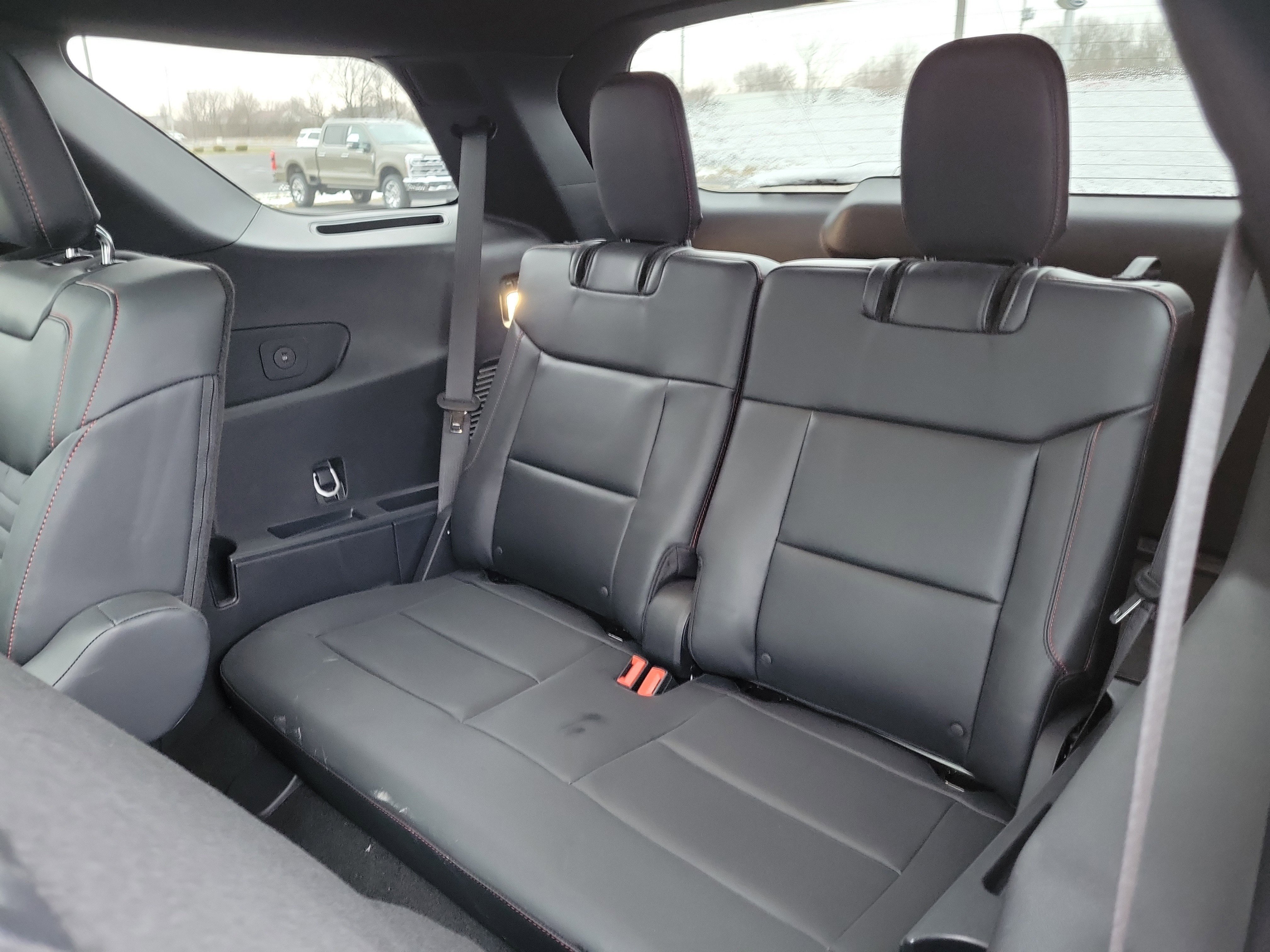 Certified 2025 Ford Explorer ST-Line w/ Premium Package image 12