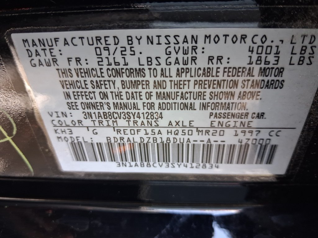 Certified 2025 Nissan Sentra SV FWD image 30