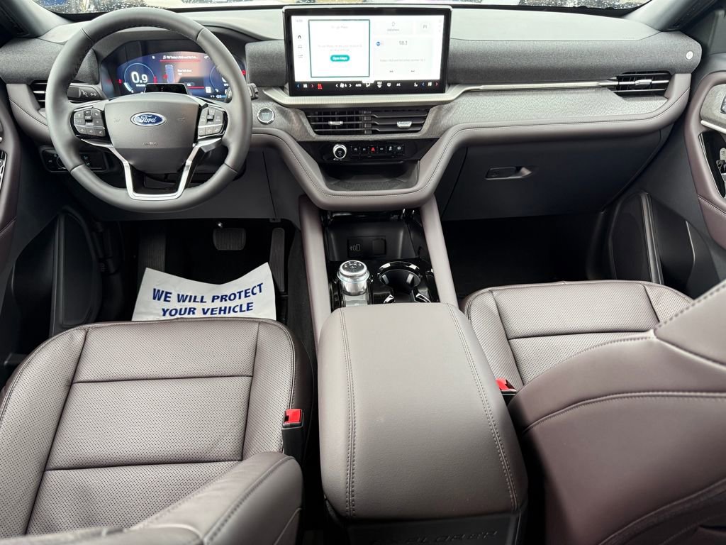 New 2026 Ford Explorer Platinum image 14