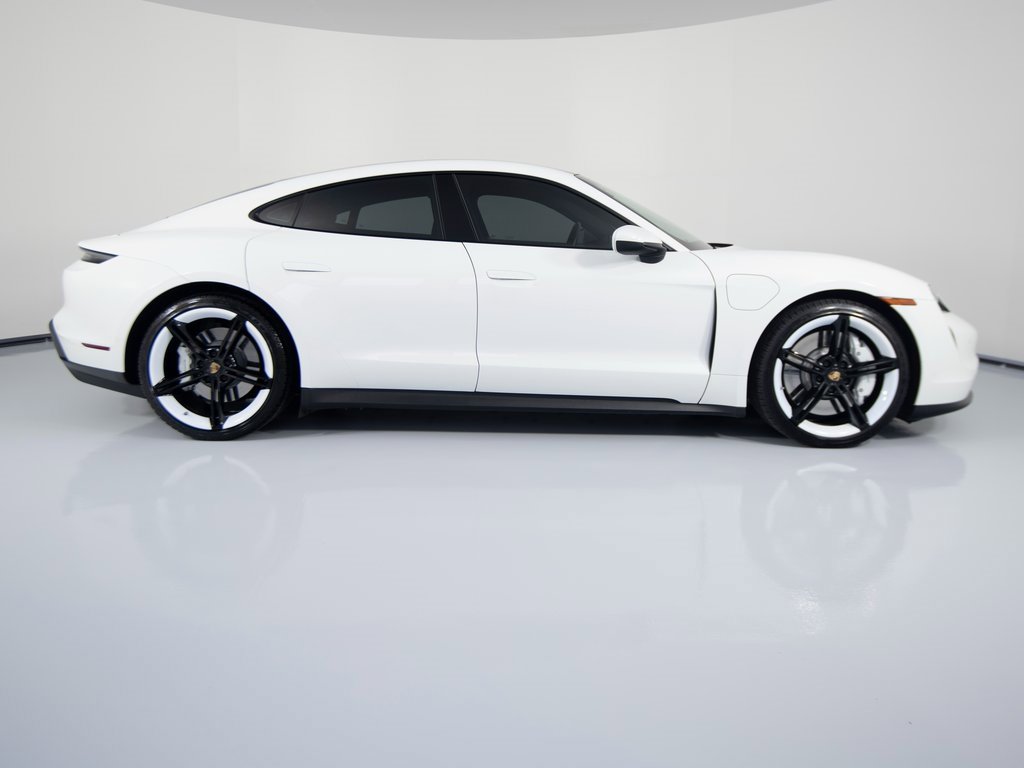 Certified 2022 Porsche Taycan image 13