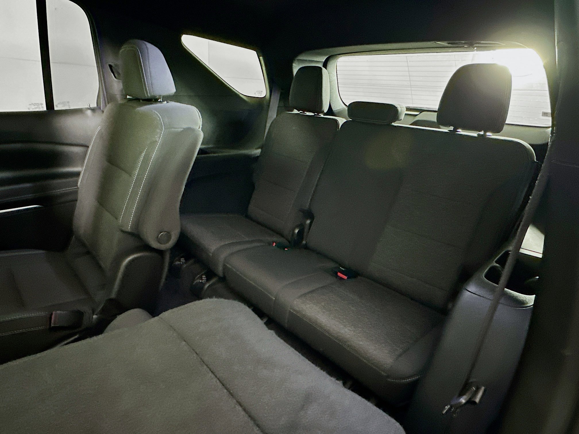 Used 2025 Chevrolet Traverse LT image 29