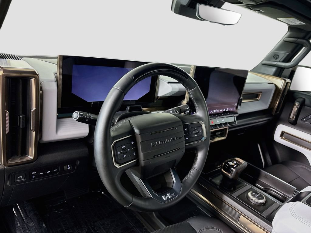 Certified 2025 GMC Hummer EV 2X w/ LPO, Cargo Utility Package AWD/4WD image 10
