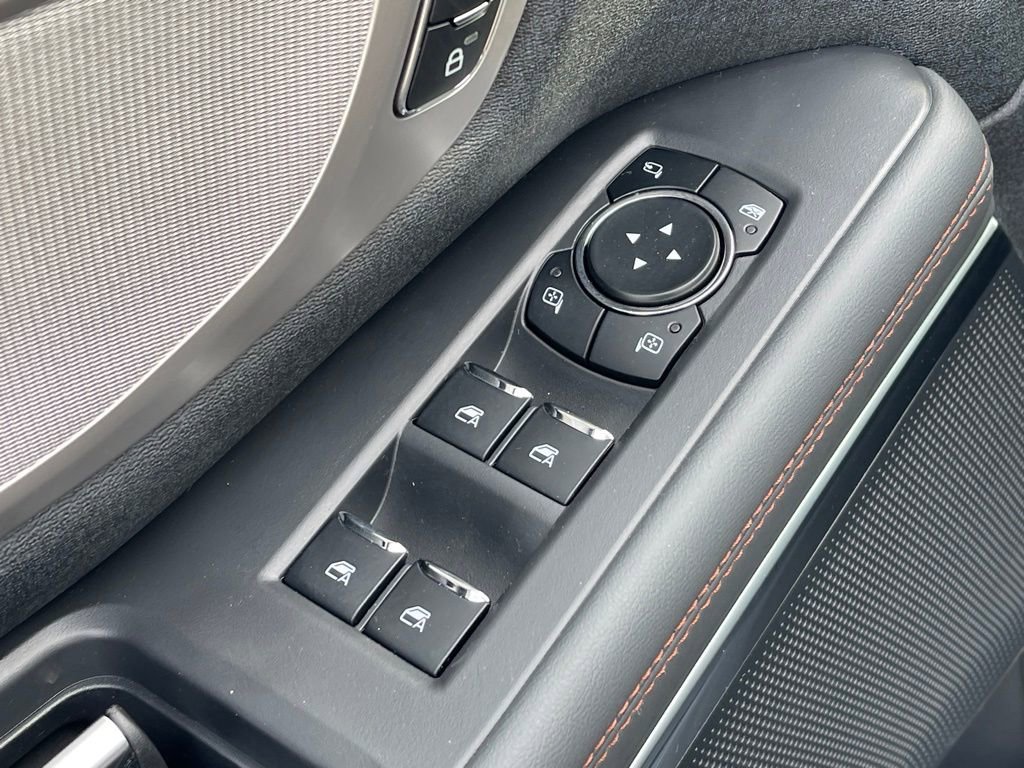 New 2025 Ford Expedition Active image 16