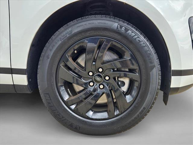 Used 2023 Land Rover Range Rover Evoque S AWD/4WD image 23