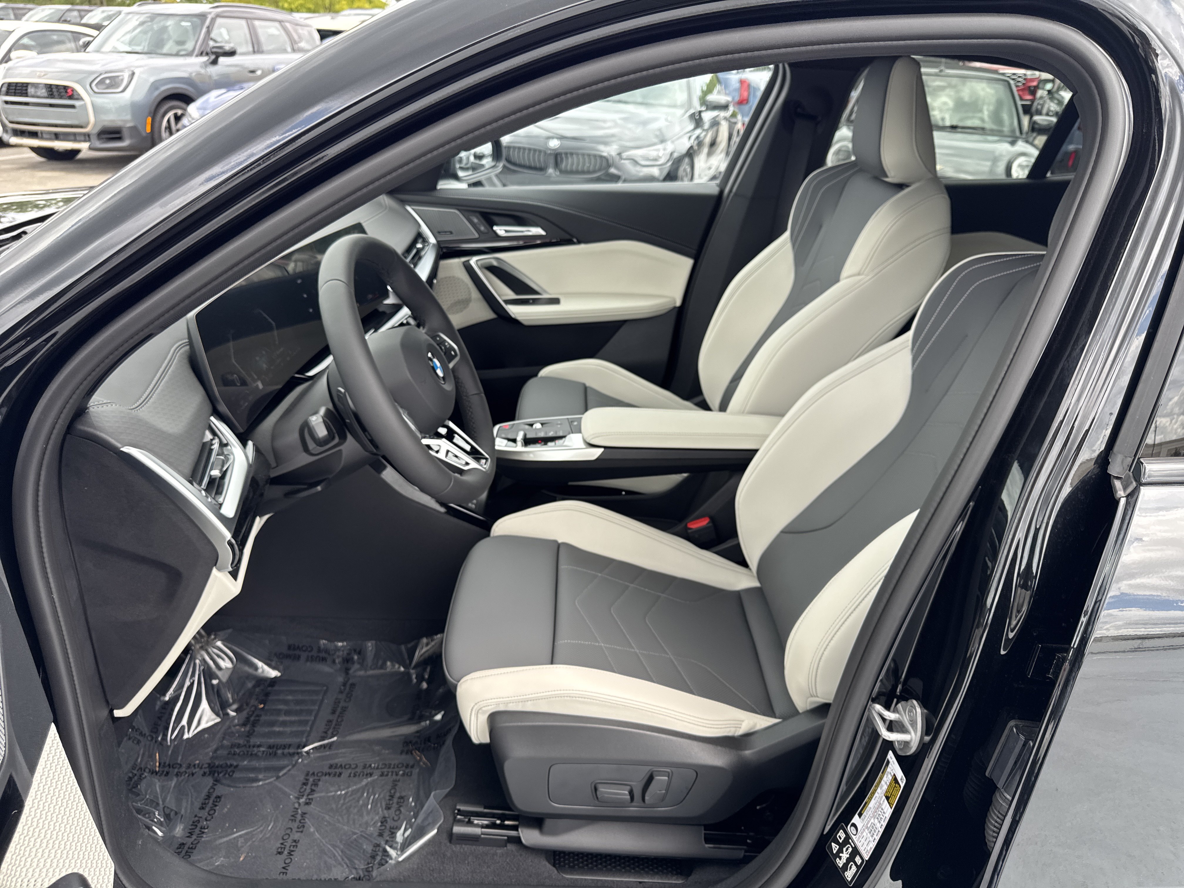 New 2026 BMW X2 xDrive28i w/ Technology Package AWD/4WD image 14
