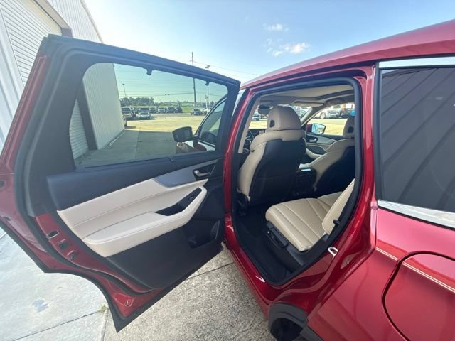 Used 2023 Acura MDX w/ Technology Package AWD/4WD image 14