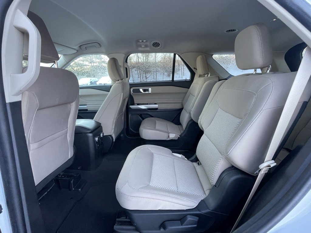 Used 2022 Ford Explorer XLT image 22