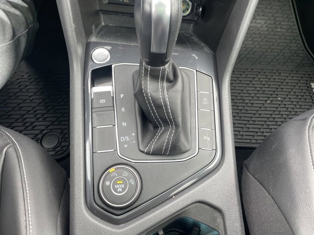 Used 2021 Volkswagen Tiguan SEL image 27