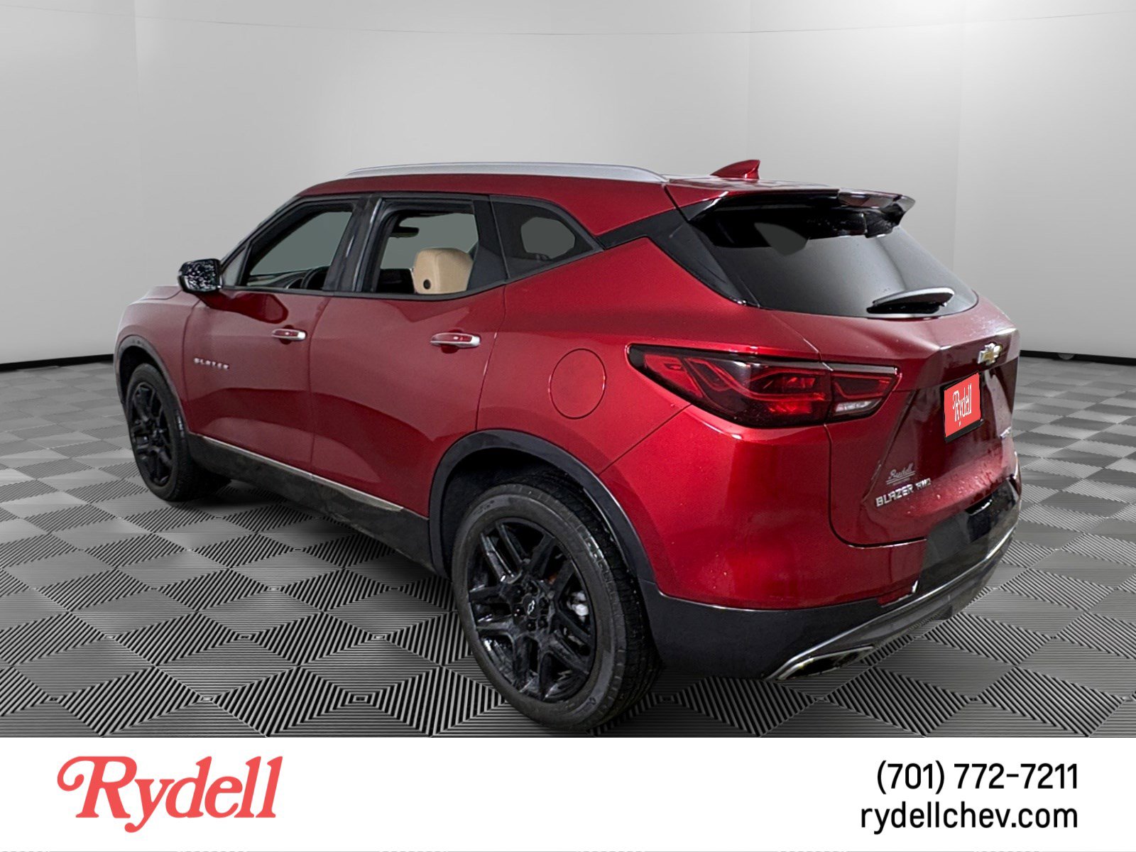 Used 2023 Chevrolet Blazer Premier w/ Driver Confidence II Package AWD/4WD image 3