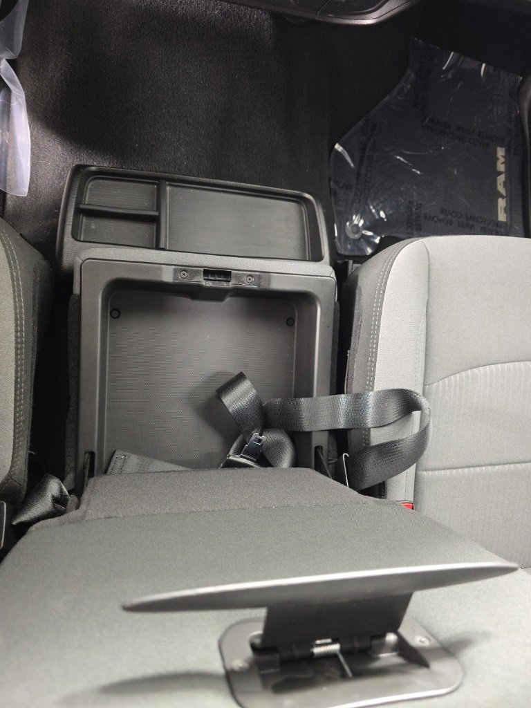 Used 2024 RAM 3500 Big Horn image 30