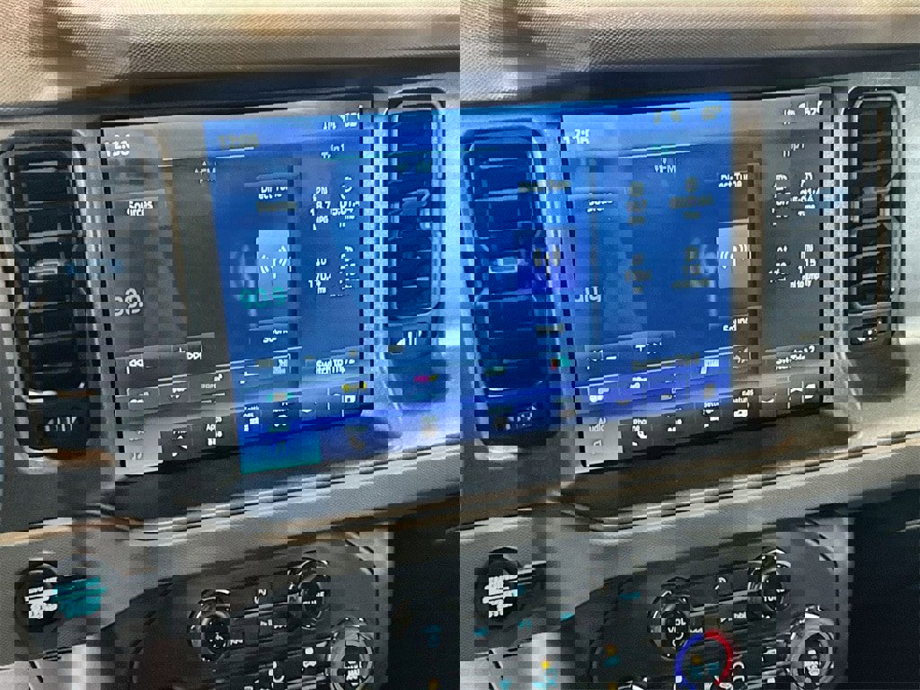 Used 2024 Ford Bronco Black Diamond image 19