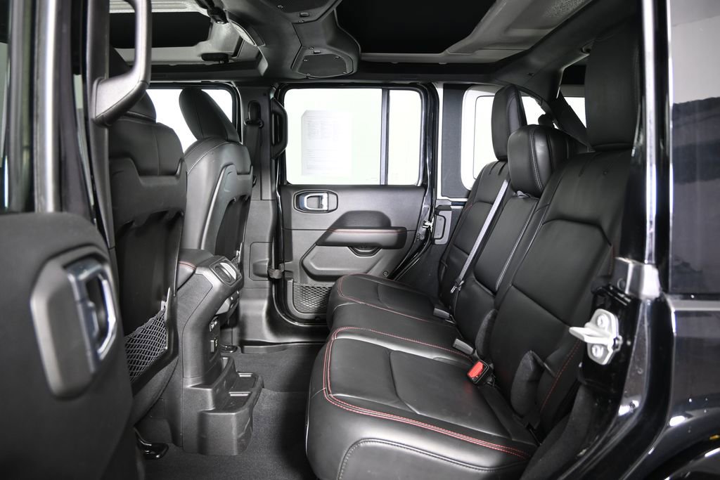 Used 2024 Jeep Wrangler Unlimited Rubicon AWD/4WD image 18