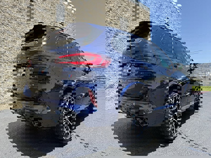 Used 2021 BMW X5 M w/ Competition Package image 5