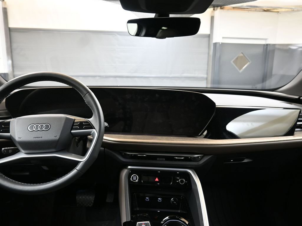 Certified 2025 Audi Q5 Premium Plus w/ Premium Plus image 22