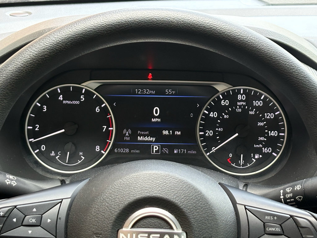 Used 2024 Nissan Sentra SV FWD image 36