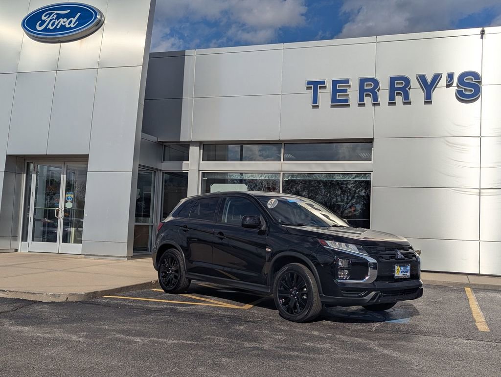 Used 2021 Mitsubishi Outlander Sport ES FWD image 1