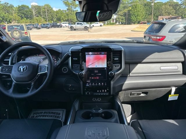 New 2026 RAM 3500 Laramie AWD/4WD image 41