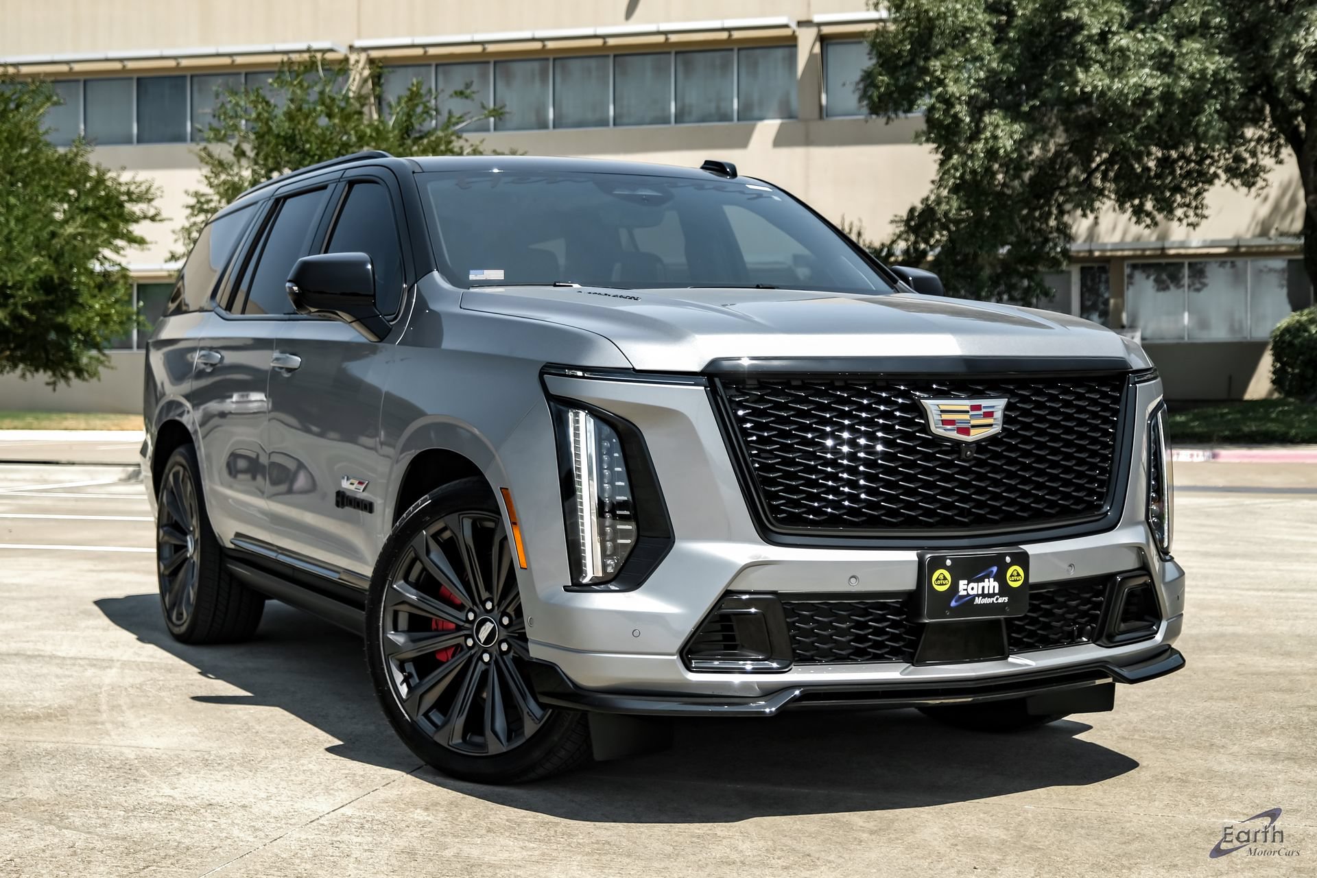 Used 2025 Cadillac Escalade V w/ LPO, Floor Liner Package AWD/4WD image 24
