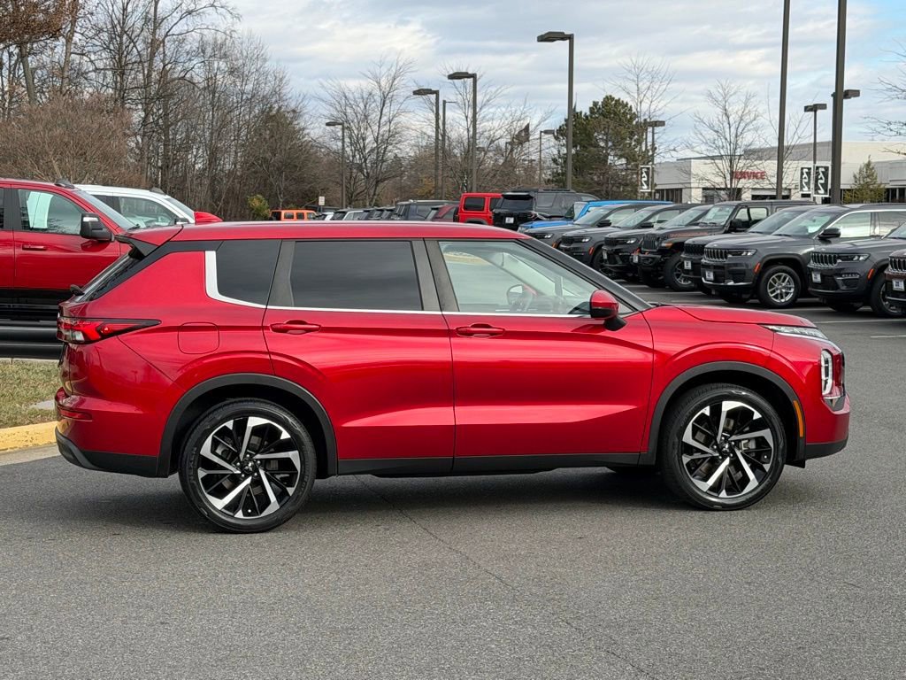 Used 2022 Mitsubishi Outlander ES image 6