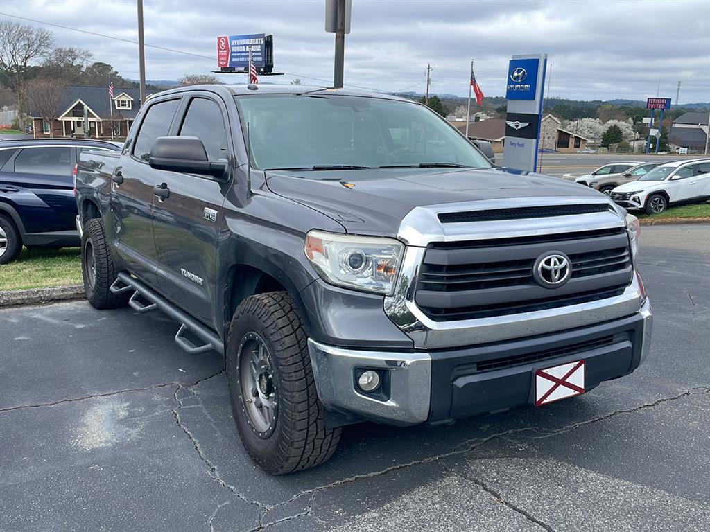 Used 2015 Toyota Tundra SR5 w/ SR5 Upgrade Package image 10