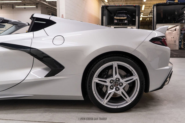 Used 2020 Chevrolet Corvette Stingray Premium Cpe w/ 3LT Preferred Equipment Group image 5