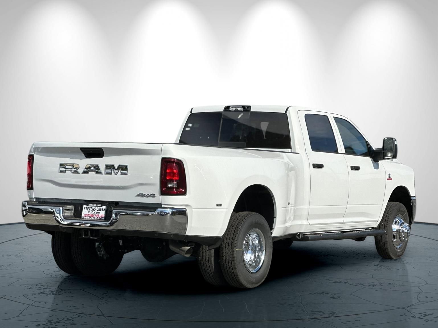 New 2026 RAM 3500 Tradesman AWD/4WD image 4