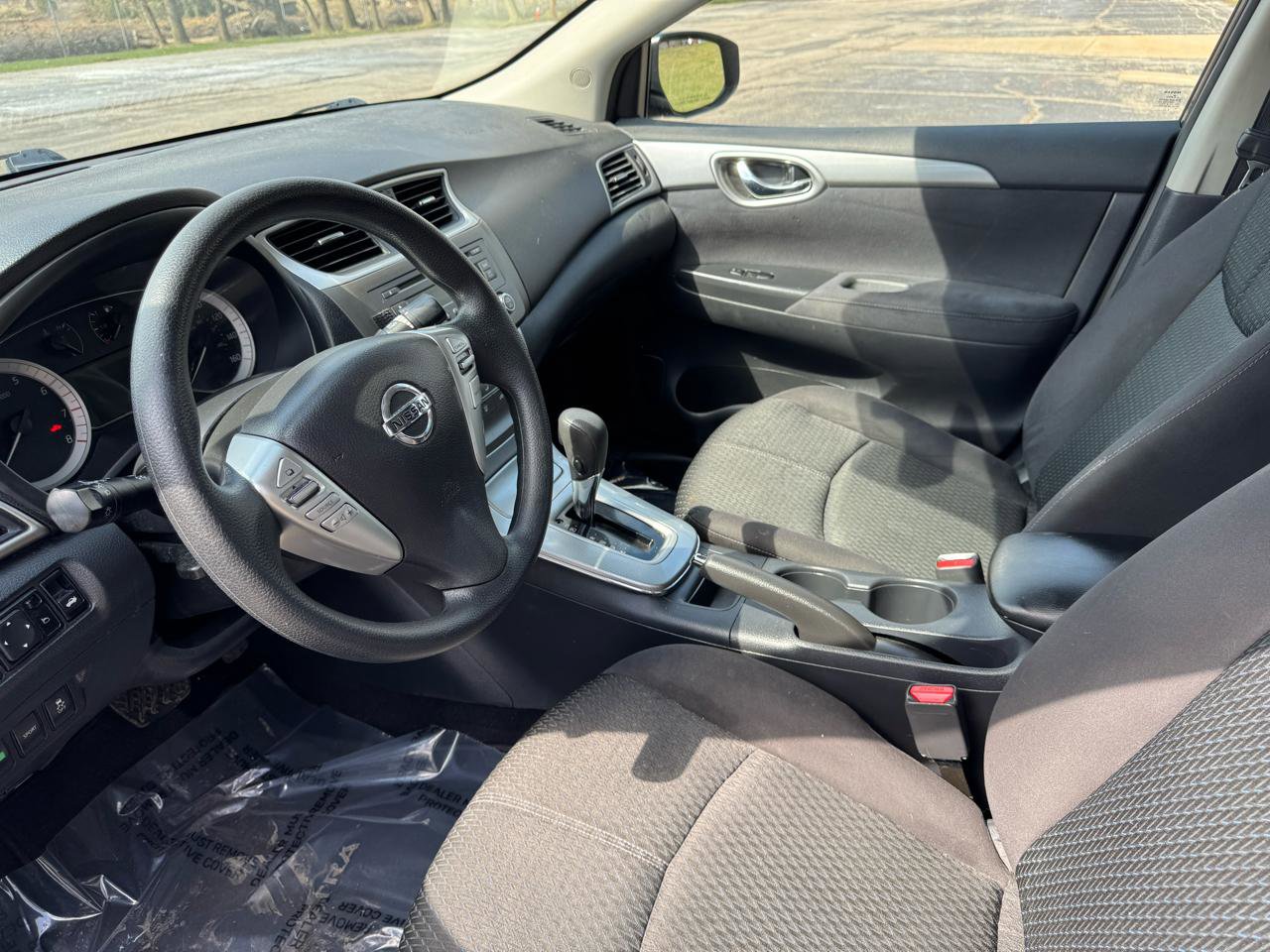 Used 2013 Nissan Sentra SR w/ Electronics Pkg image 27