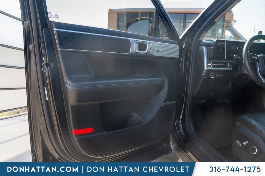 Used 2024 Hyundai Santa Fe Limited FWD image 16