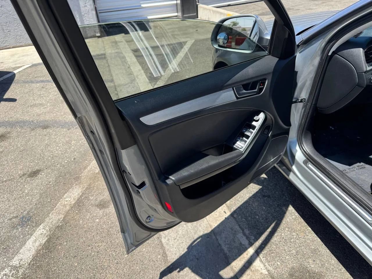 Used 2009 Audi A4 2.0T Premium image 15