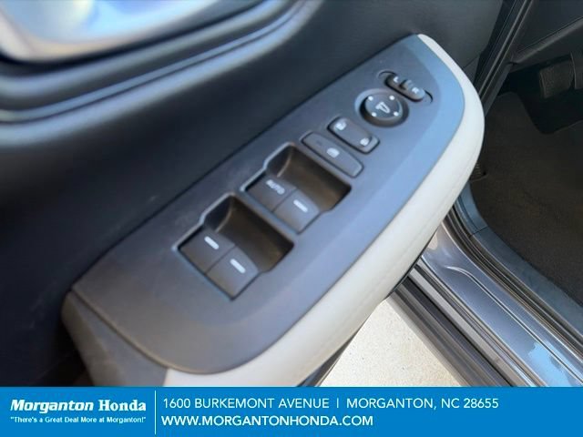 Used 2024 Honda HR-V LX image 15