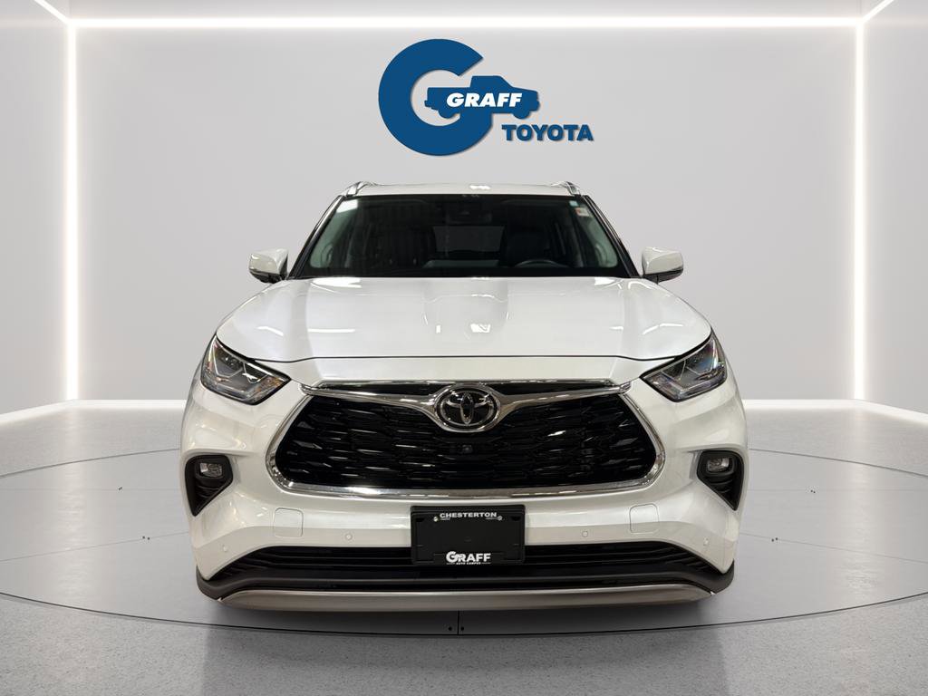Used 2023 Toyota Highlander Platinum AWD/4WD image 12