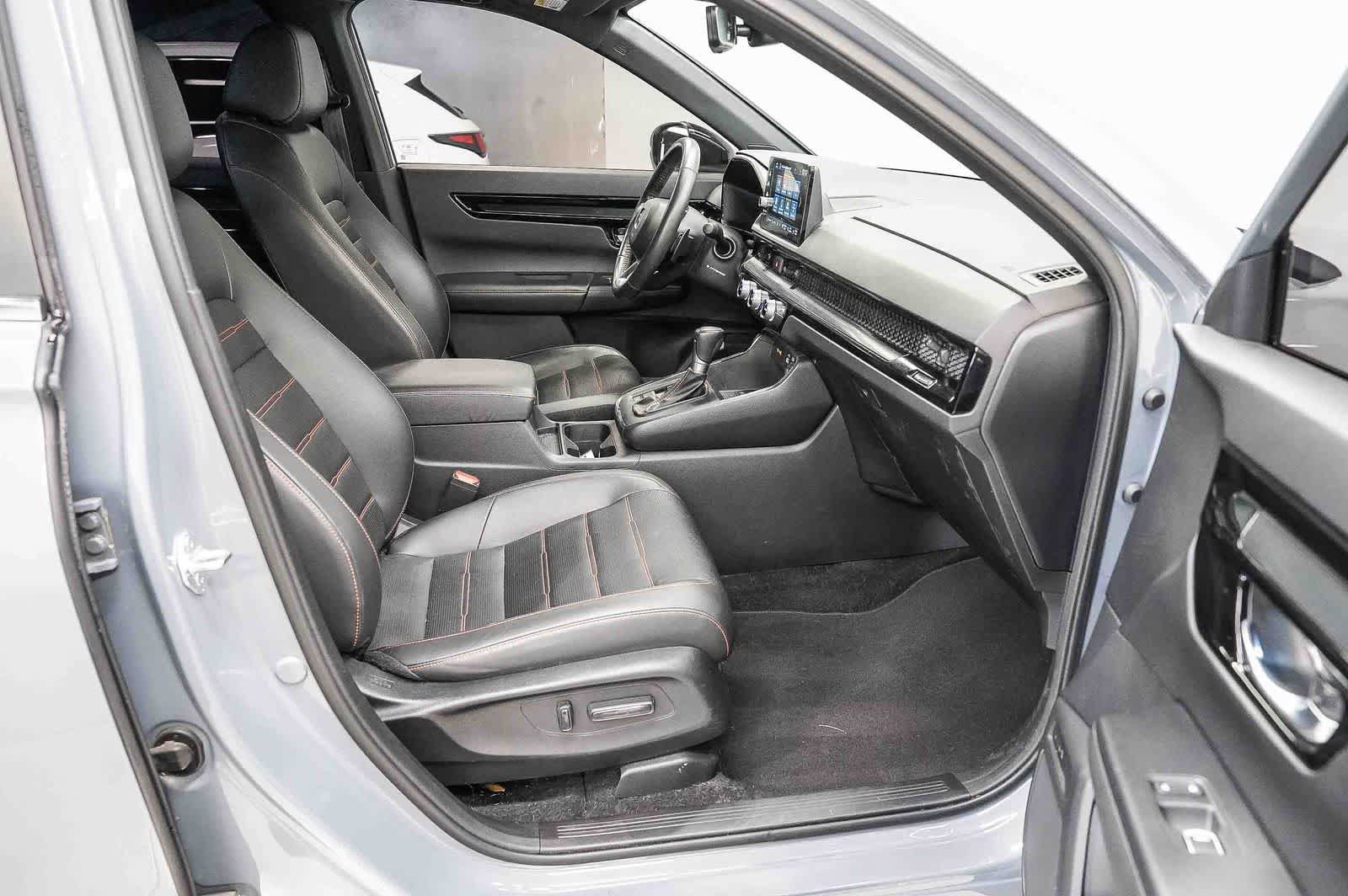 Used 2024 Honda CR-V Sport Touring image 17