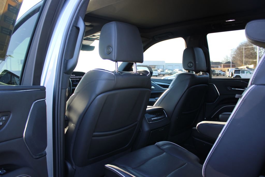 Used 2024 Cadillac Escalade Sport AWD/4WD image 28