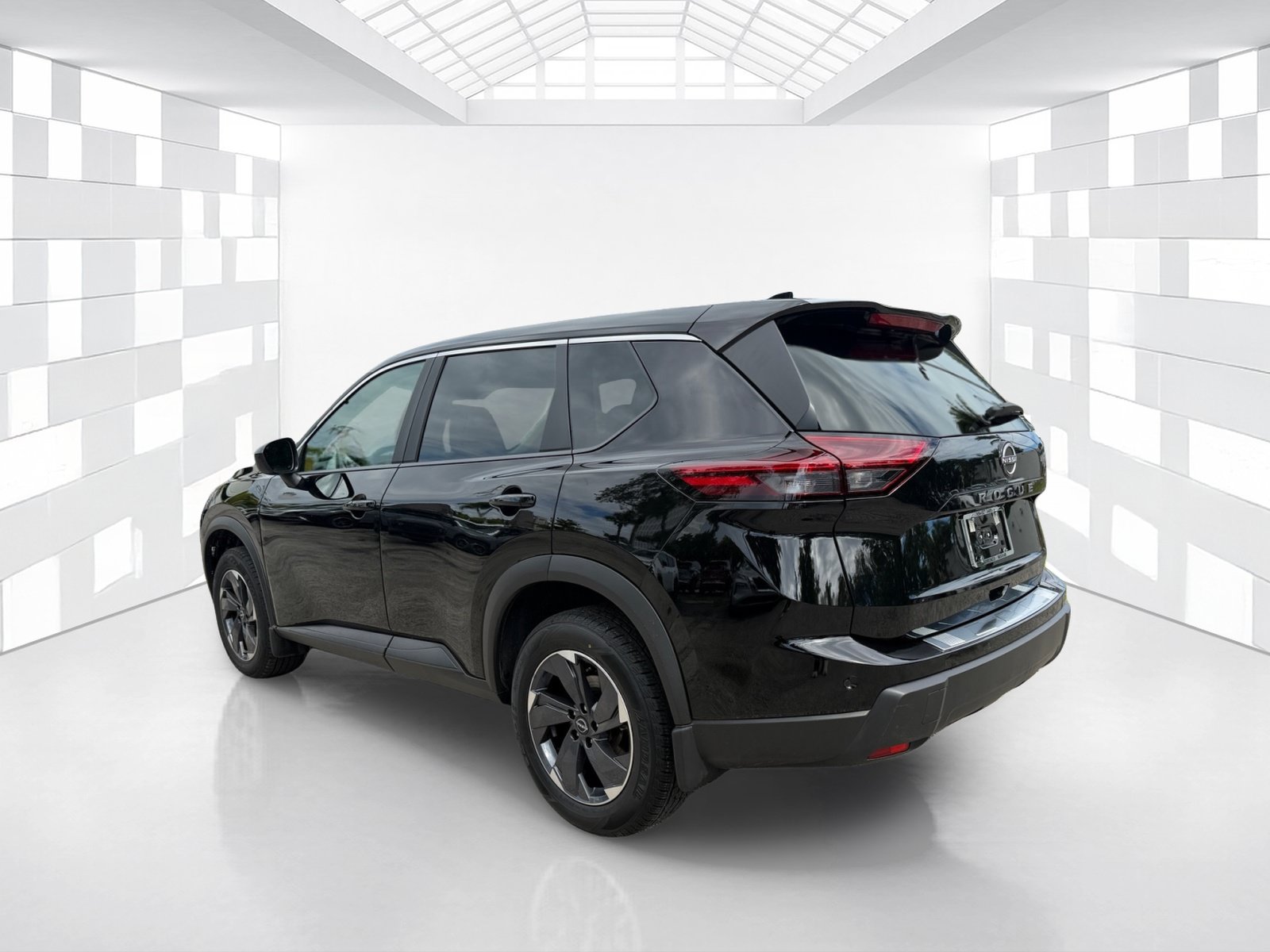 Certified 2025 Nissan Rogue SV FWD image 5