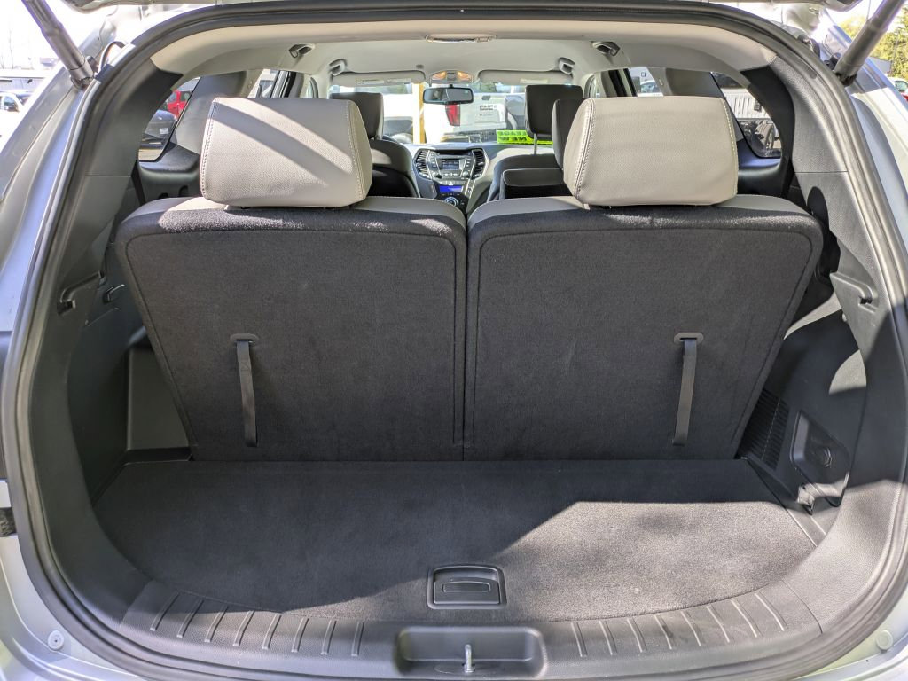 Used 2015 Hyundai Santa Fe GLS w/ Option Group 02 FWD image 32