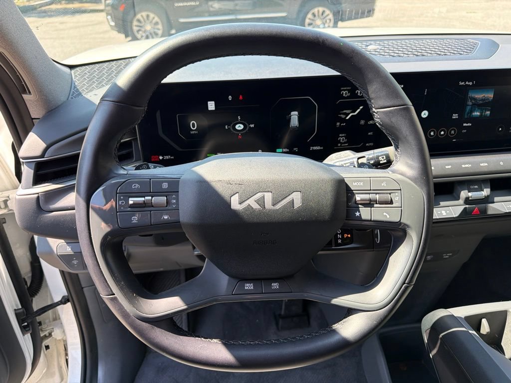 Certified 2024 Kia EV9 Wind AWD/4WD image 15