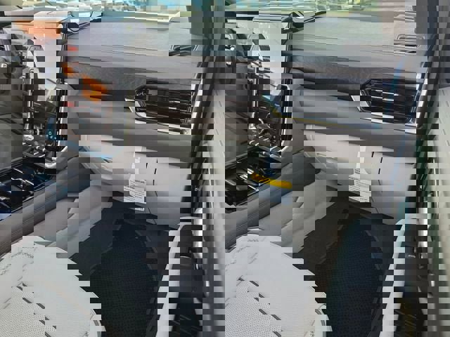 New 2026 GMC Yukon XL Denali w/ Sun & Power Step Package AWD/4WD image 18