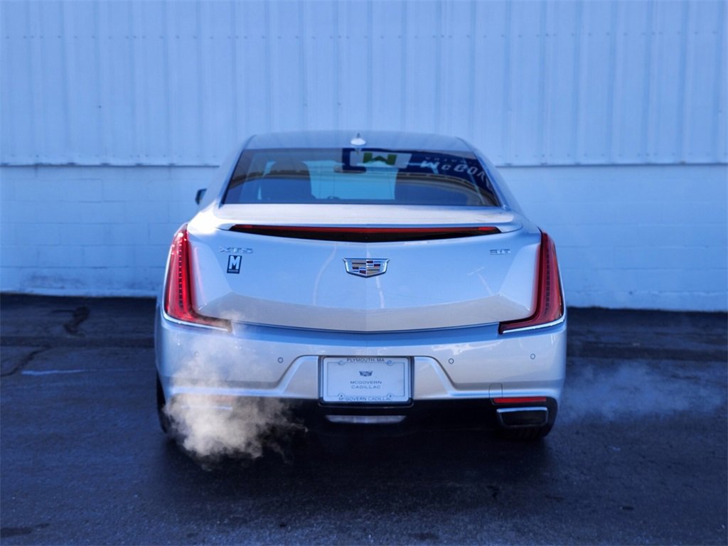Used 2019 Cadillac XTS Luxury image 3