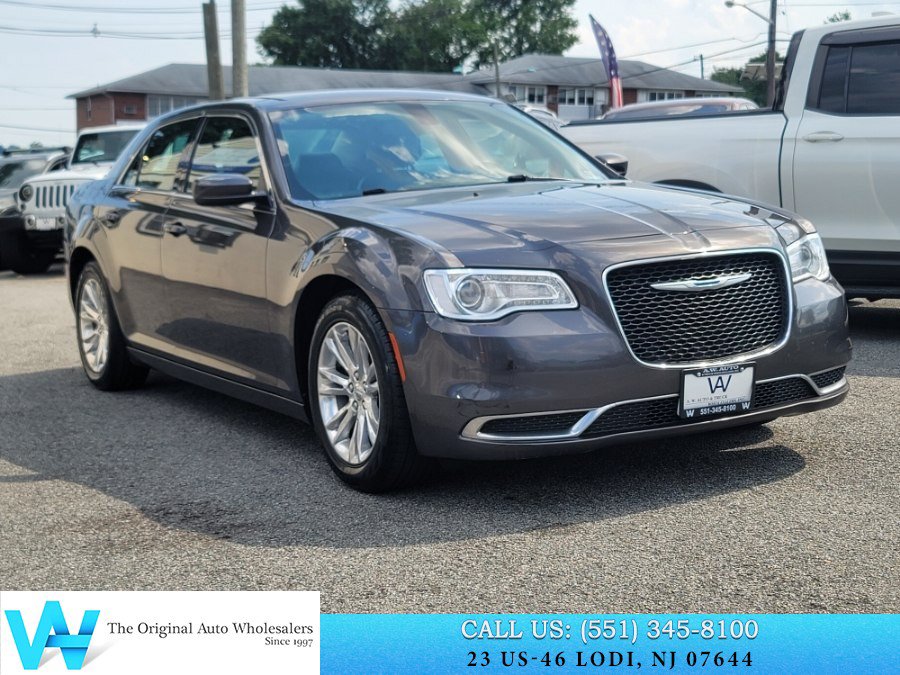 Used 2017 Chrysler 300 Limited