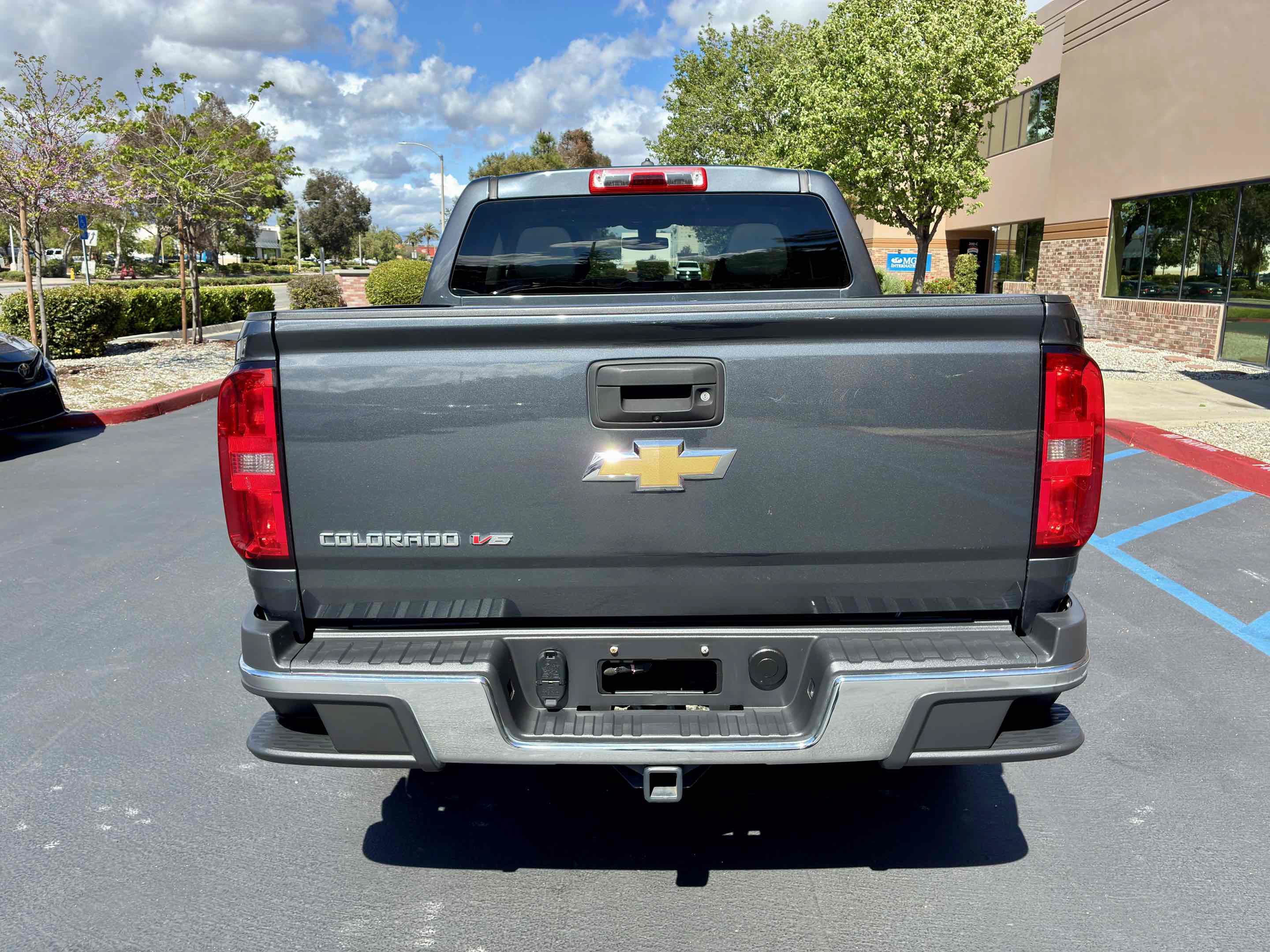 Used 2017 Chevrolet Colorado W/T w/ WT Convenience Package AWD/4WD image 9