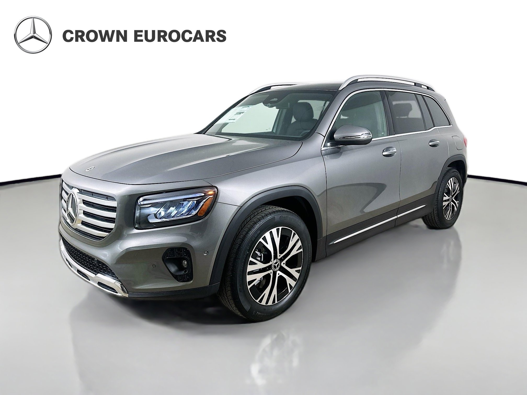 Used 2026 Mercedes-Benz GLB 250 4MATIC image 1