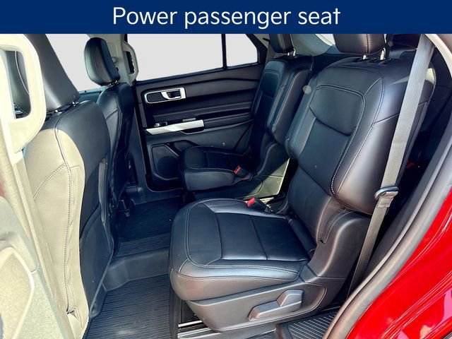 Used 2023 Ford Explorer XLT w/ Equipment Group 202A image 25