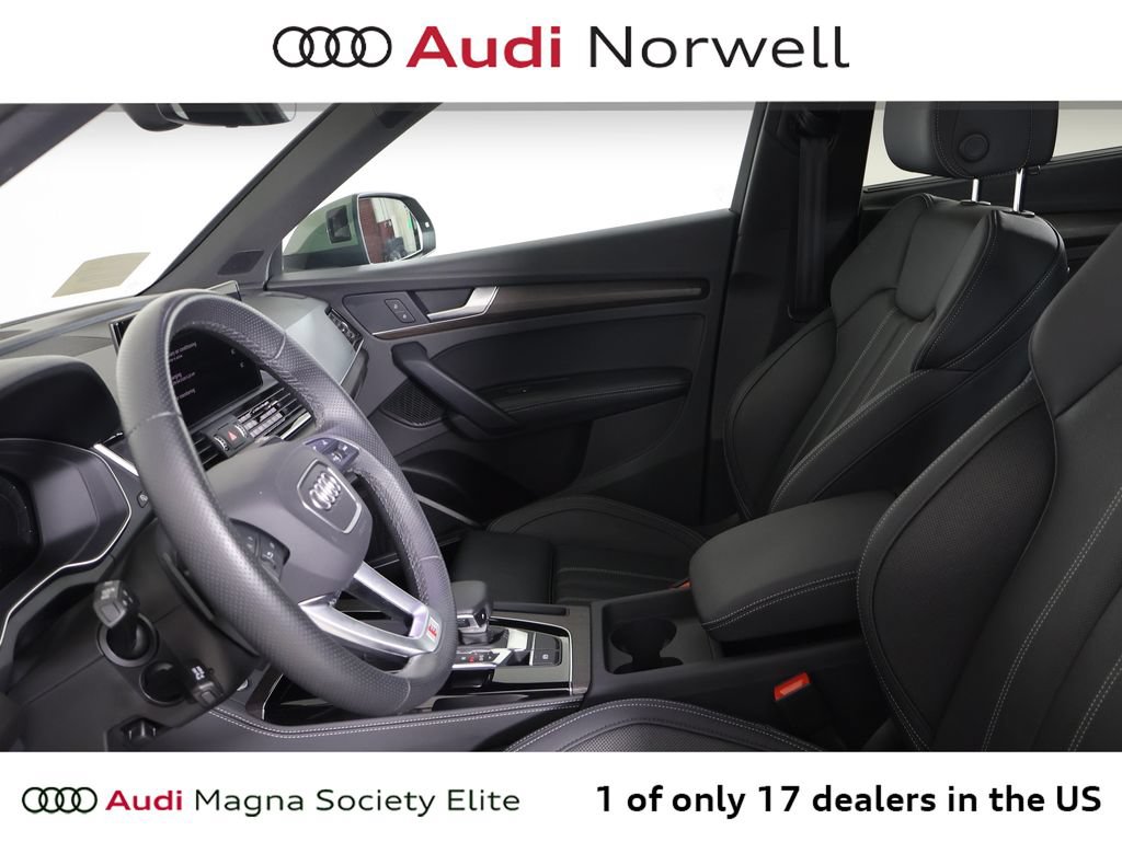 Used 2024 Audi Q5 e Premium Plus w/ Premium Plus Package AWD/4WD image 19