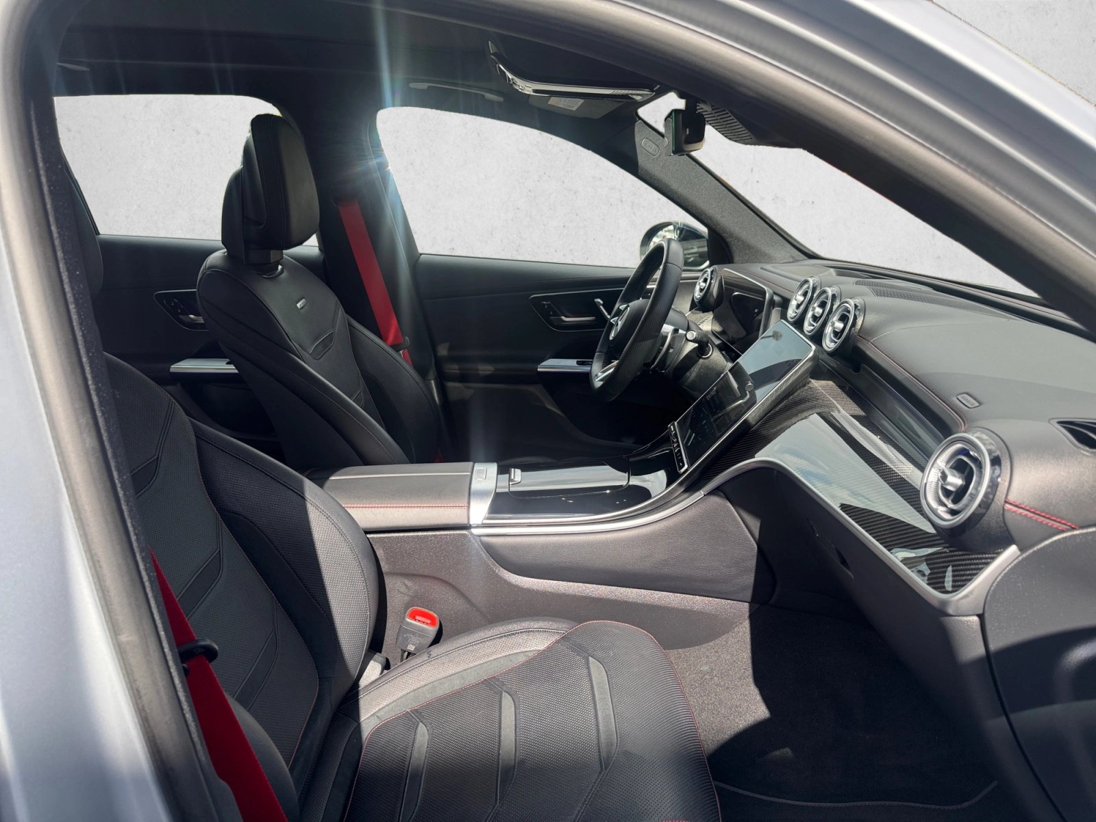 Certified 2024 Mercedes-Benz GLC 43 AMG 4MATIC image 27