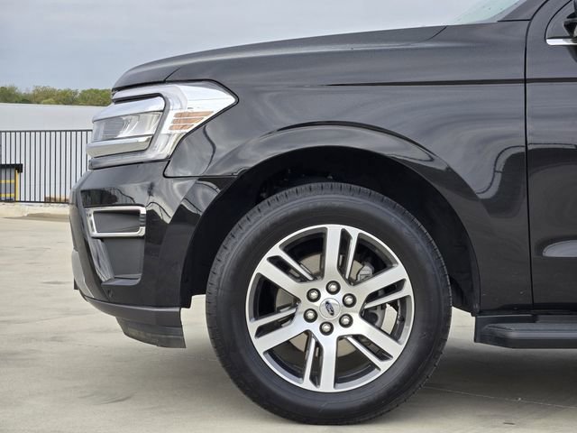 Used 2024 Ford Expedition Limited image 10